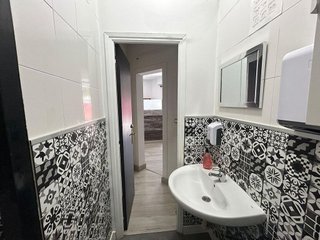 Local comercial en venta en La Florida en Hospitalet de Llobregat, L´