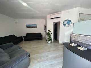 Local comercial en venta en La Florida en Hospitalet de Llobregat, L´