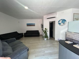 Local comercial en venta en La Florida en Hospitalet de Llobregat, L´