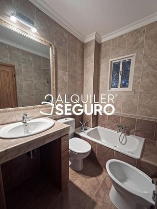 Piso en alquiler en Reyes Católicos en Alcalá de Henares