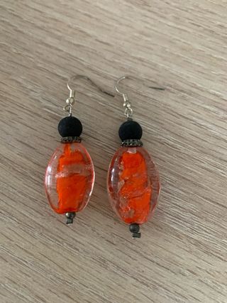 Conjunto de bisutería: collar, pulsera y pendiente