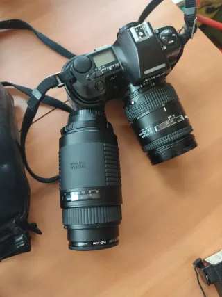 Cámara Nikon F-801s Negra