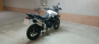 Triumph Tiger 900 GT