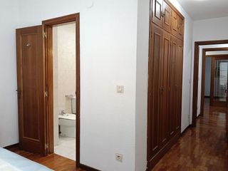 Piso en alquiler en Ermitagaña - Mendebaldea en Pamplona