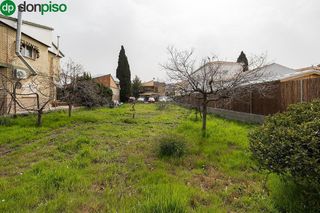 Terreno en venta en Cájar