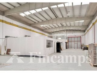 Nave industrial en venta en Zona Industrial en Castellar del Vallès