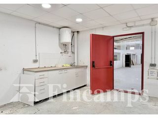 Nave industrial en venta en Zona Industrial en Castellar del Vallès