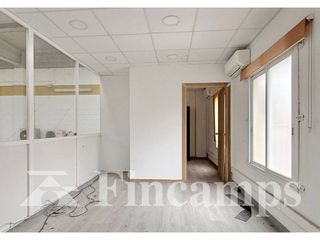 Nave industrial en venta en Zona Industrial en Castellar del Vallès