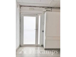 Nave industrial en venta en Zona Industrial en Castellar del Vallès