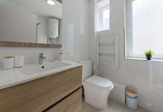 Piso en alquiler en Castillejos en Madrid