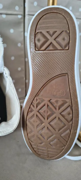 Converse de plataforma color beige talla 39