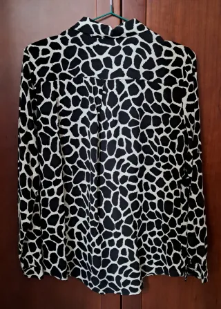 Camisa Boteli Estampada Animal Print Talla L