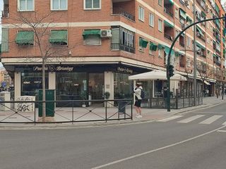 Piso en venta en Camino de Ronda - Rosaleda en Granada