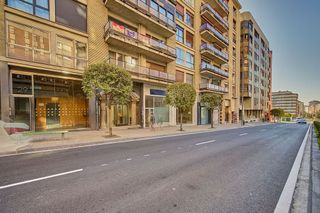 Local comercial en venta en Milagrosa en Pamplona