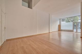 Local comercial en venta en Milagrosa en Pamplona
