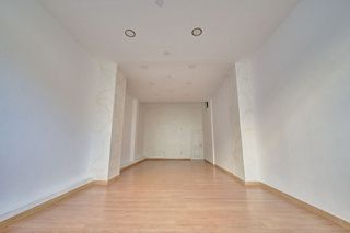 Local comercial en venta en Milagrosa en Pamplona