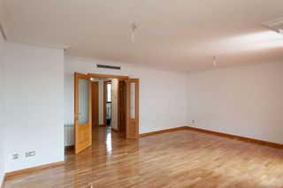 Piso en alquiler en Arroyo de la Vega en Alcobendas