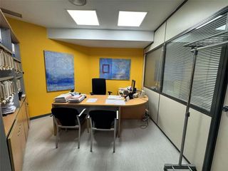 Oficina en venta en Ensanche - Sar en Santiago de Compostela