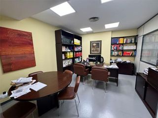 Oficina en venta en Ensanche - Sar en Santiago de Compostela