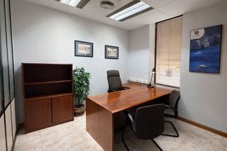 Local comercial en alquiler en Ruiseñores en Zaragoza