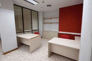 Local comercial en alquiler en Ruiseñores en Zaragoza