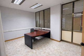 Local comercial en alquiler en Ruiseñores en Zaragoza