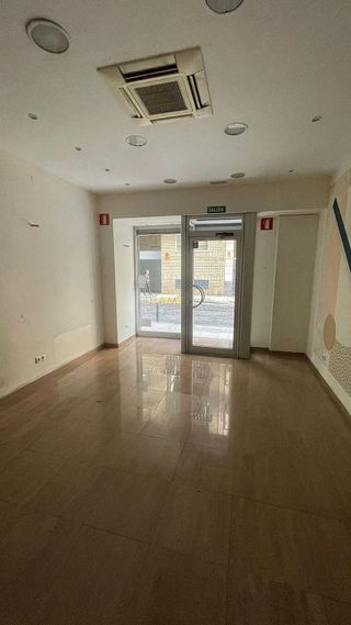 Local comercial en alquiler en Paseo Sagasta en Zaragoza