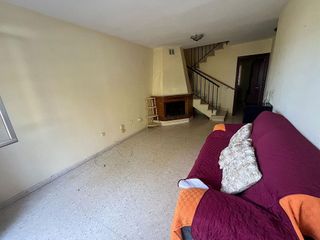 Casa pareada en venta en San García en Algeciras