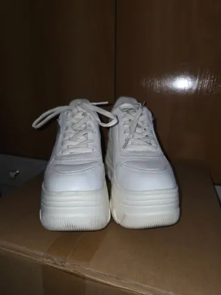 Zapatillas Bershka Plataforma Blancas