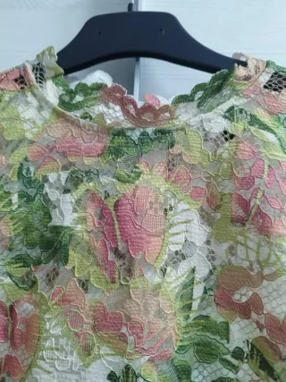 Vestido Adolfo Dominguez encaje floral