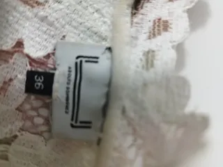 Vestido Adolfo Dominguez encaje floral