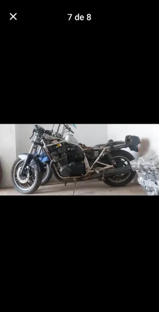 Suzuki Katana 750S + piezas