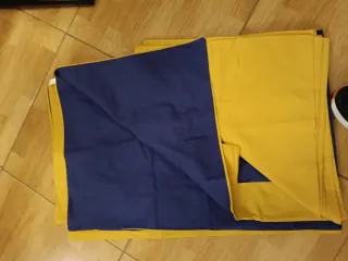 Mantel y servilletas tela azul y amarillo