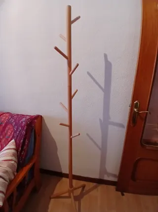 Perchero de madera