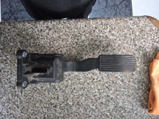 Pedal Acelerador Mercedes Vito 639