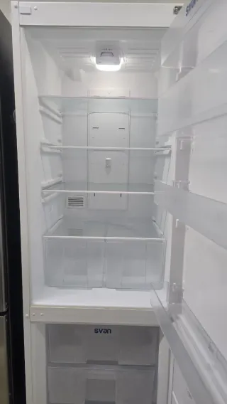 Frigorífico Svan No Frost 185cm
