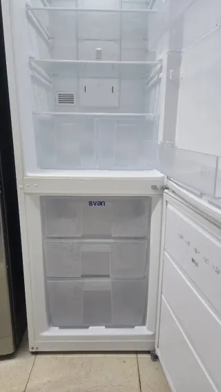 Frigorífico Svan No Frost 185cm