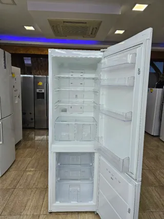 Nevera Corbero No Frost 1.87m con Garantía