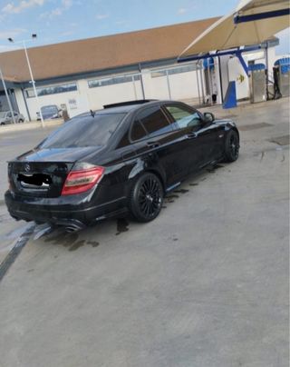 Mercedes-Benz C320 2019