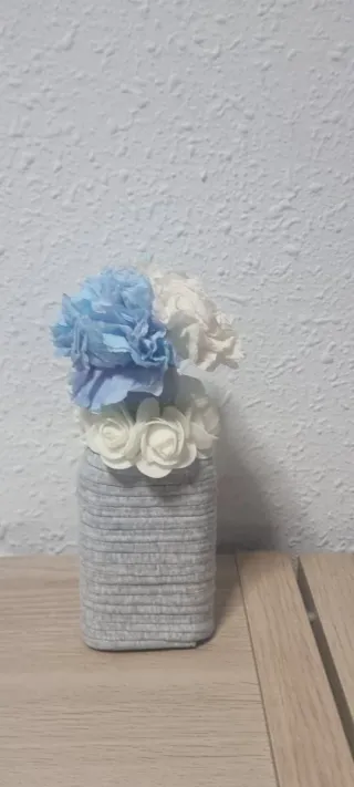 Maceteros reciclados hechos con amor