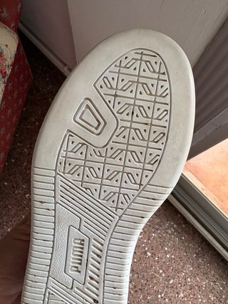 Zapatillas Puma, chico,talla 37. Una vez puestas