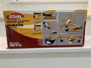 Excavadora Komatsu PC400LC-5 1:32 de Joal