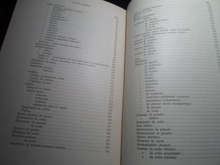 Antico lotto di 2 libri di Chimica Analitica Applicata