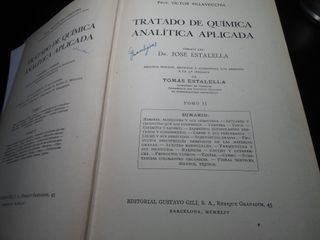 Antico lotto di 2 libri di Chimica Analitica Applicata