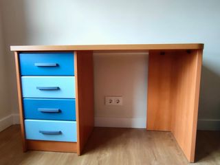 Cama nido con cajones y escritorio de mueblería