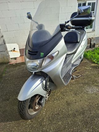 Suzuki Burgman 250 Plata