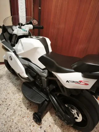 Moto Eléctrica BMW K1300S Deportiva