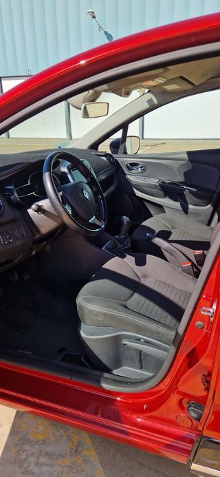 Renault Clio del 2014 en muy buen estado
