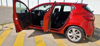 Renault Clio del 2014 en muy buen estado