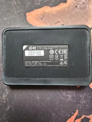 Altavoz AVerMedia para conferencias IA